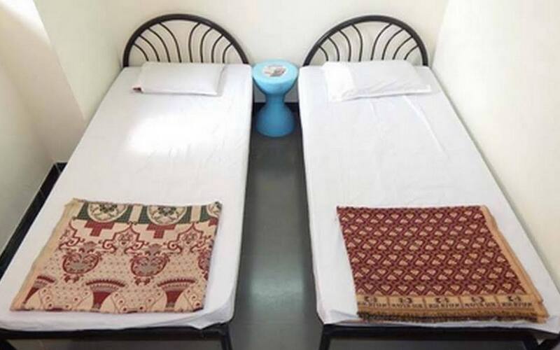Annapurna Lodging, Satara 5
